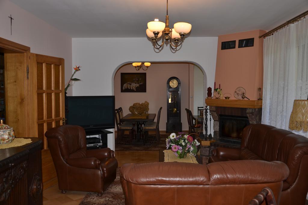 Gosciniec Yaga Bed & Breakfast Wilkasy Bagian luar foto