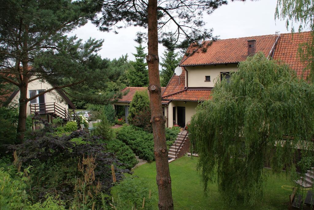 Gosciniec Yaga Bed & Breakfast Wilkasy Bagian luar foto