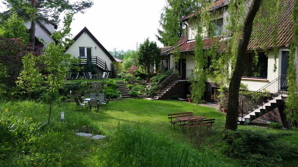 Gosciniec Yaga Bed & Breakfast Wilkasy Bagian luar foto