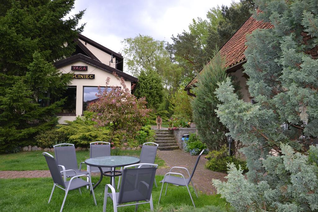 Gosciniec Yaga Bed & Breakfast Wilkasy Bagian luar foto