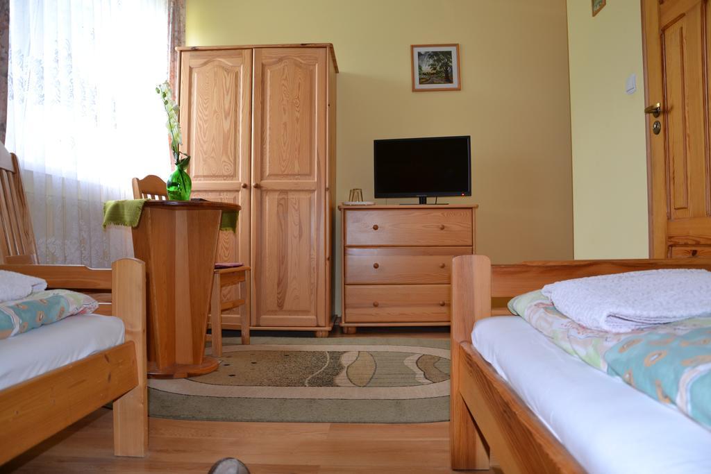 Gosciniec Yaga Bed & Breakfast Wilkasy Ruang foto